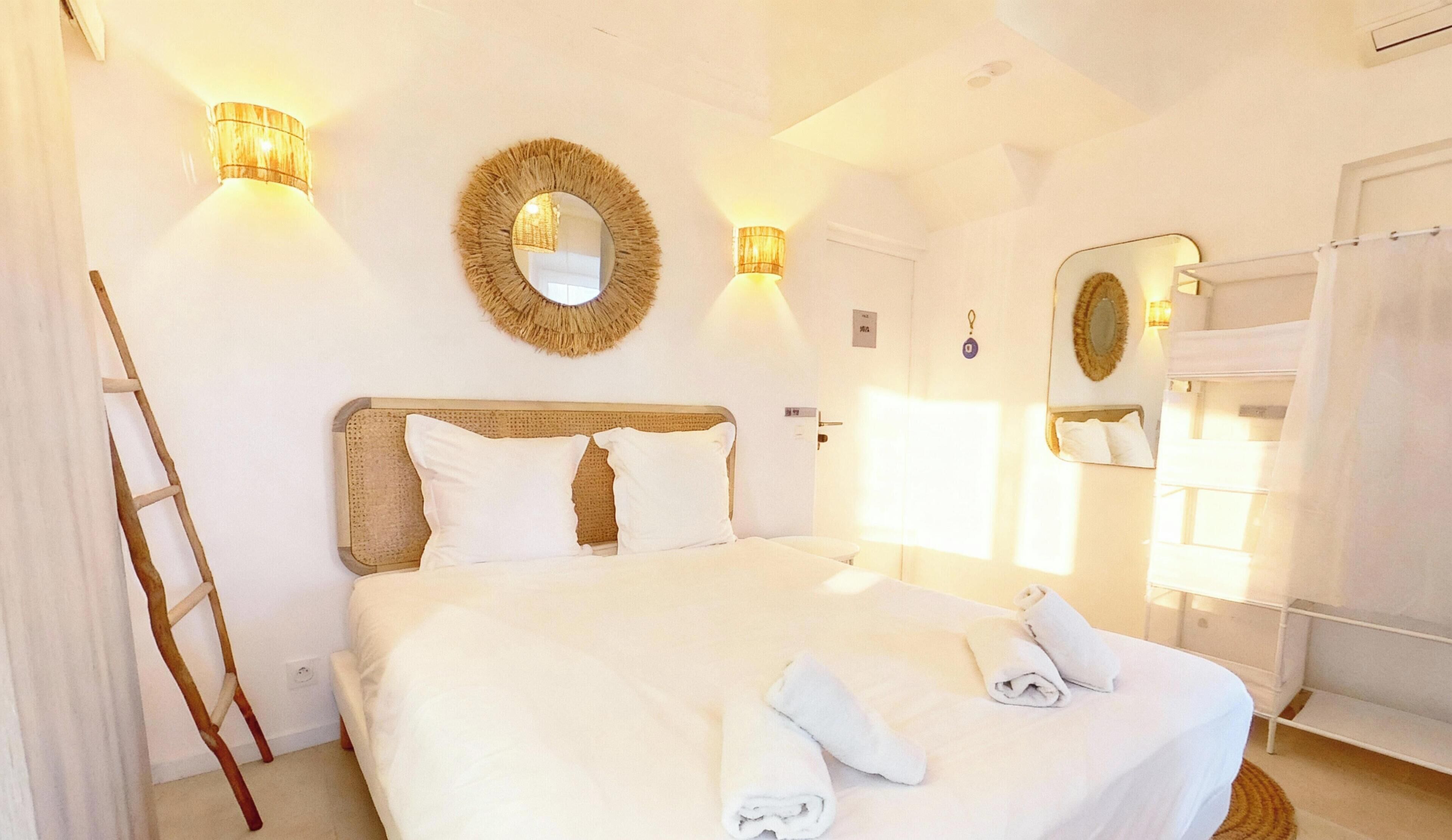 KOS/KEA | Egyptian cotton sheets, premium bedding, down comforters