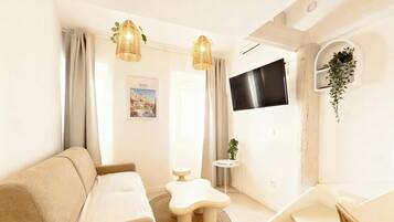 SAMOS/MILOS/SYMI/RHODES | Zona de estar | Televisión de pantalla plana de 107 cm con canales por cable, Netflix