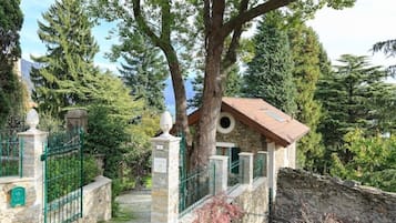 Enceinte de lâhĂ©bergement