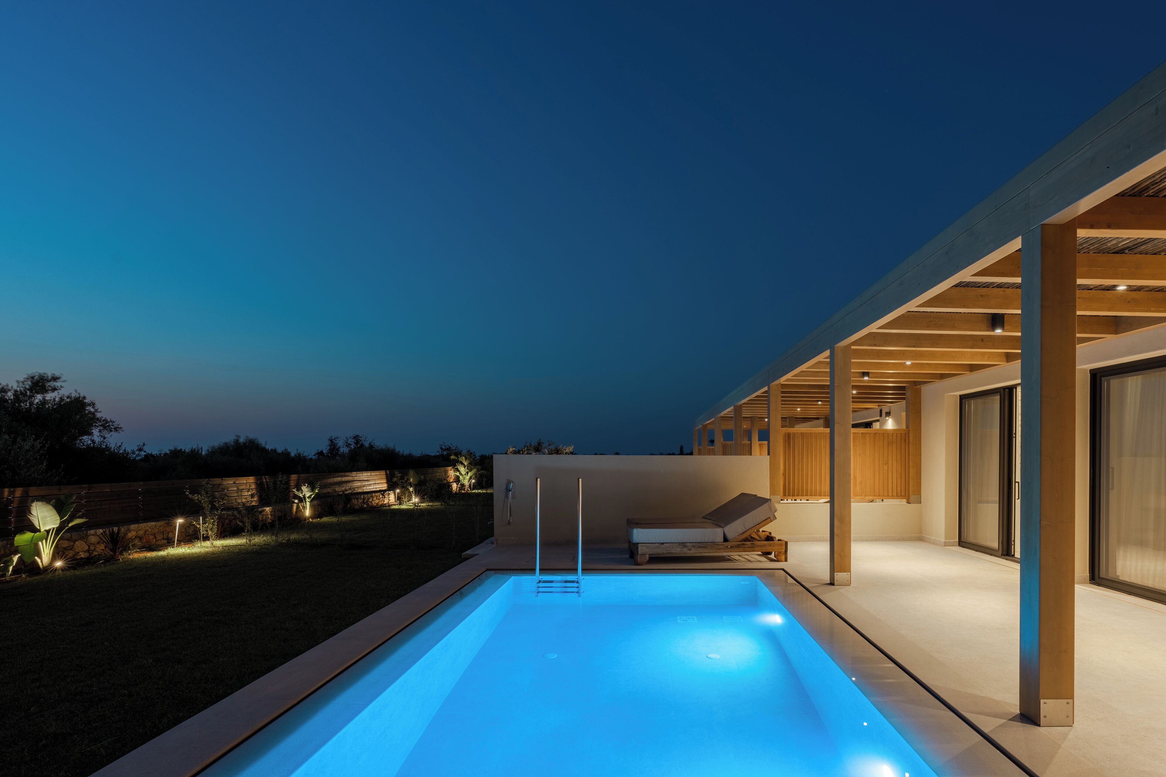 Executive Two Bedroom Suite with Private Pool | プライベートプール