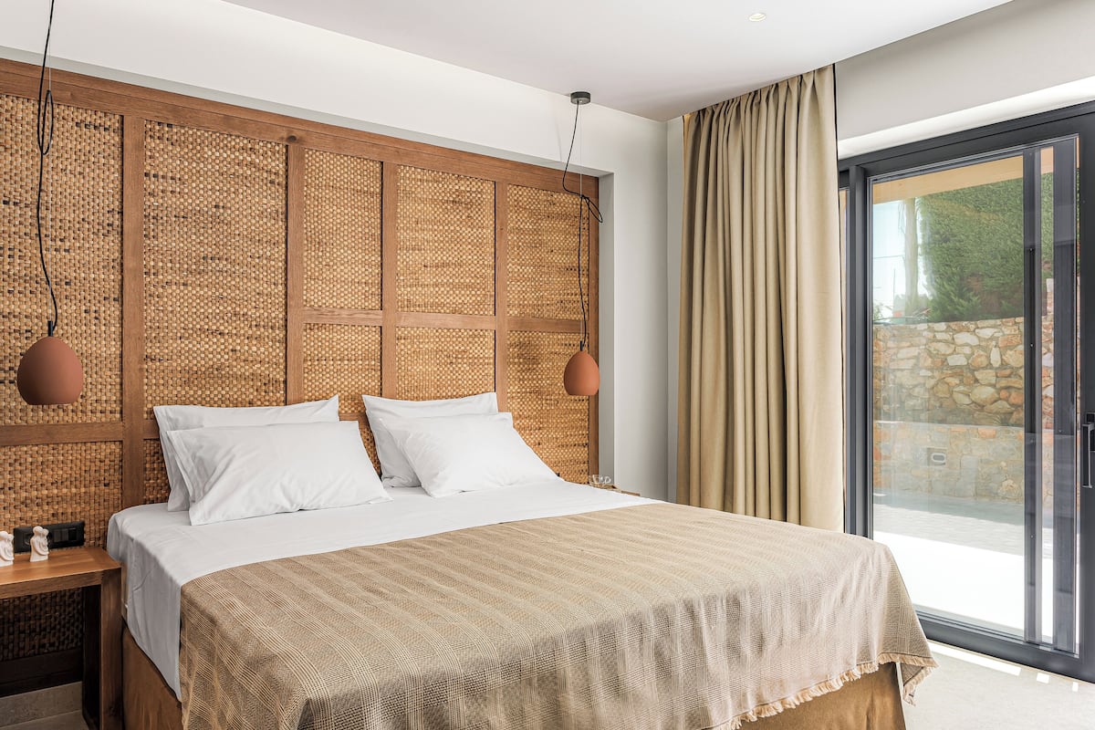 Executive Two Bedroom Suite with Private Pool | 1 bedroom, in-room safe, individually furnished, desk
