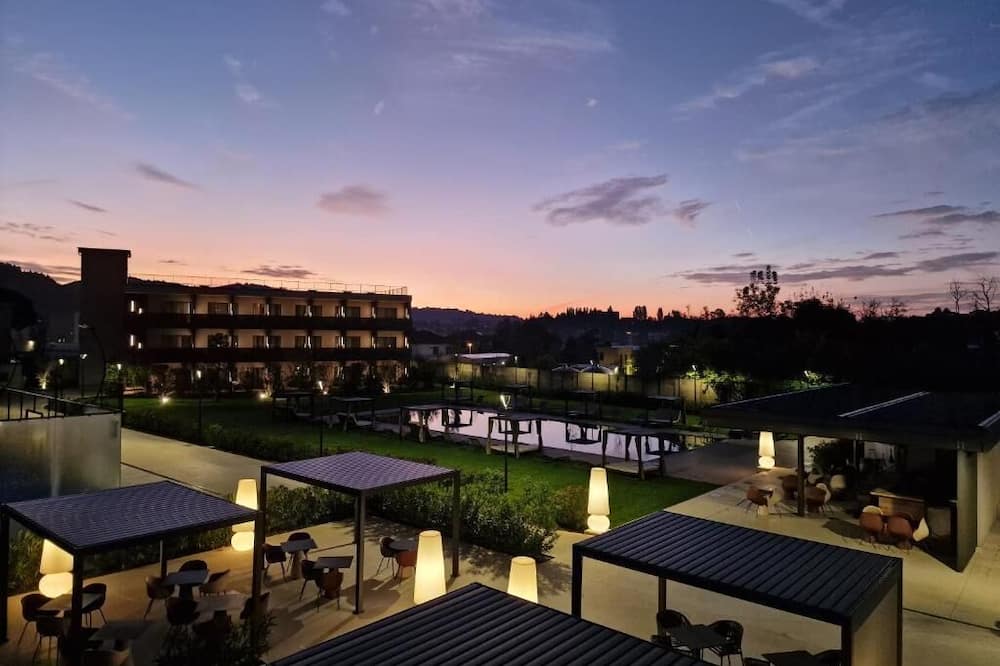Como Hills Hotel