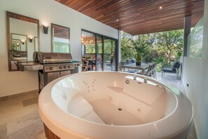 Terrace/patio - Maricruz - Luxury Condo with Jacuzzi (Playa del Carmen)