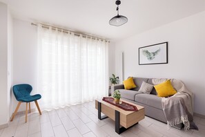 Smart TV, video games - Charme Raffiné & Confort Moderne-portes de Paris (Clichy)