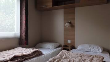 經典流動式房屋, 多張床, 非吸煙房, 湖畔 | 床單