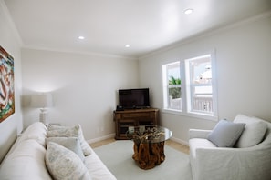 Suite, Harbor View | Living area | 40-inch flat-screen TV with satellite channels, Netflix, iPod dock - Hope Town Inn & Marina (Hope Town)