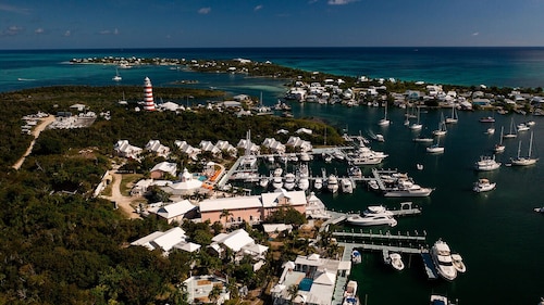 Hope Town Inn & Marina