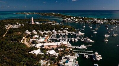 Hope Town Inn & Marina