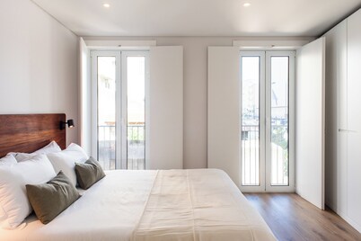 The Haus - Santa Barbara I