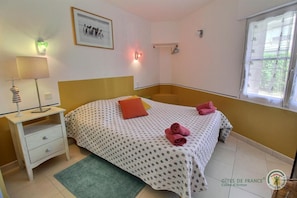 1 camera, ferro/asse da stiro, Wi-Fi