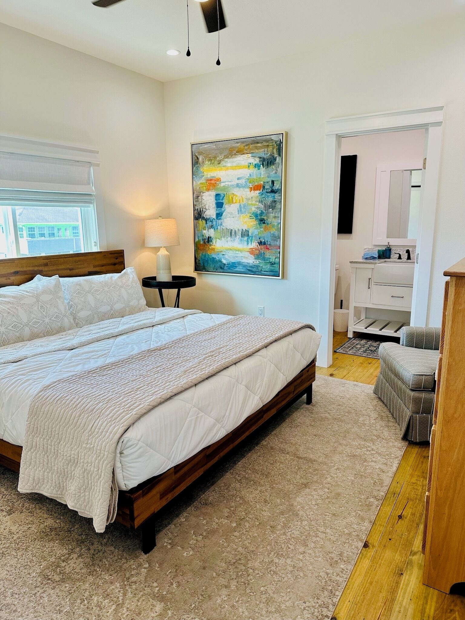 3 habitaciones, cuna de viaje, wifi gratis y ropa de cama 