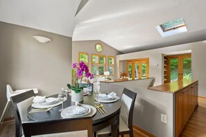 تناول الطعام