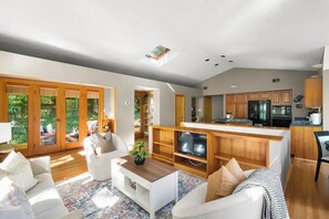 تلفزيون ذكي، كُتُب