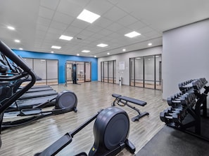 Fitness facility - Hampton Inn by Hilton Omaha UN Medical Center Area (Omaha)