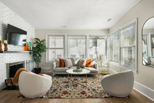 FallsChurch, Tysons Corner, Dulles airport, DC

