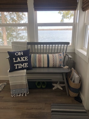 Interior - Lakefront cottage, kayaks, fire pit, AC, WiFi, deck, 140ft private frontage. (Honor)