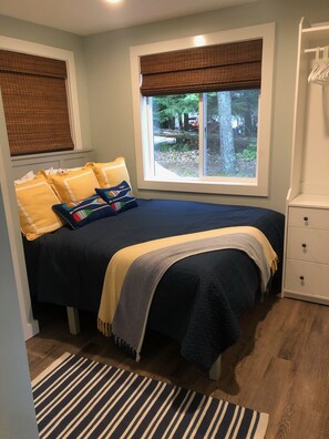 3 室のベッドルーム、デスク、アイロン / アイロン台、WiFi (無料)