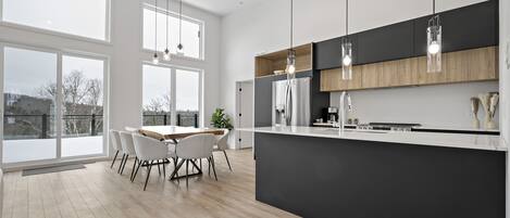 J. Khan Manor | Private kitchen