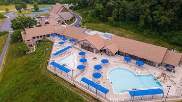 Innenpool, beheizter Pool