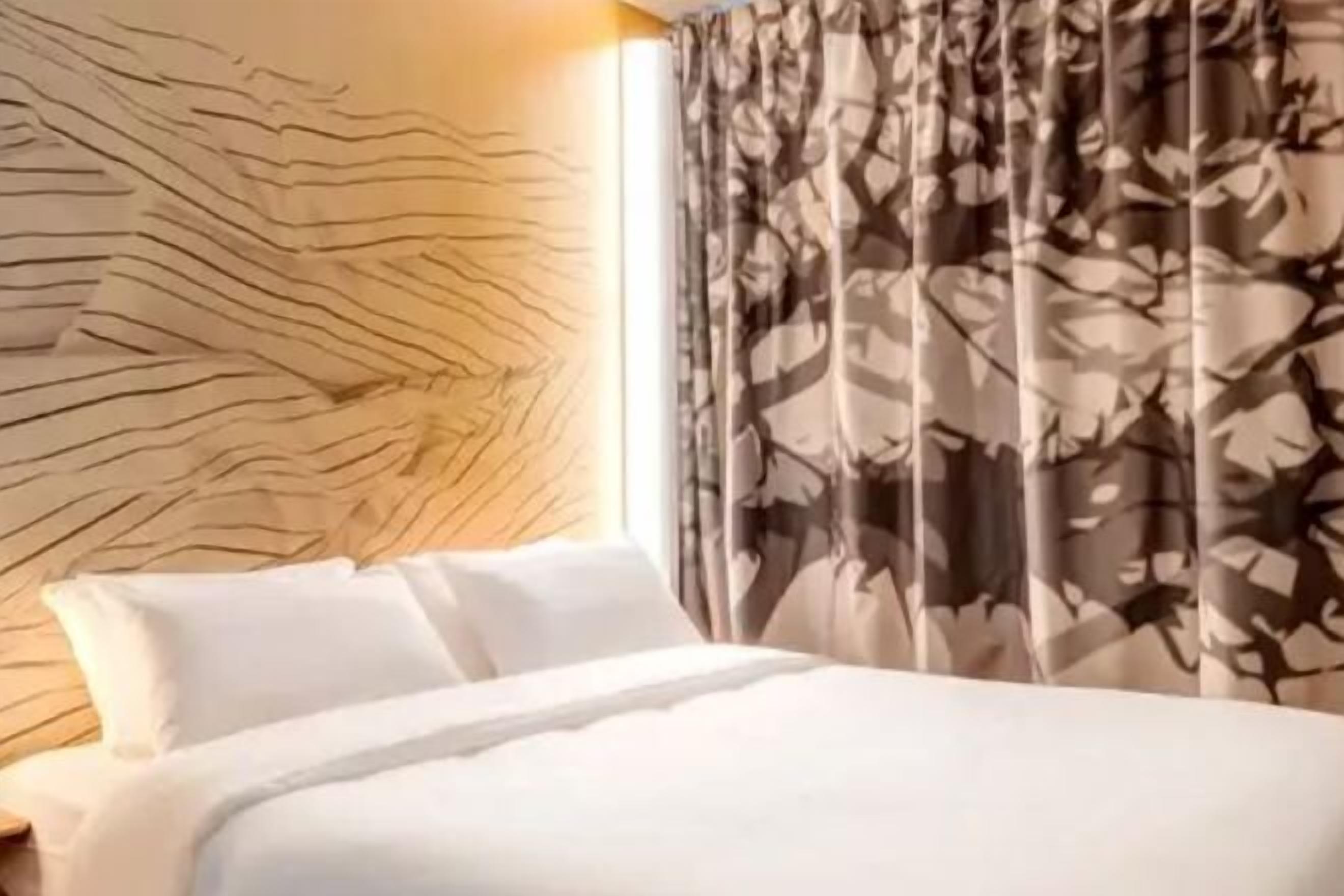 Schreibtisch, kostenloses WLAN, Bettwäsche