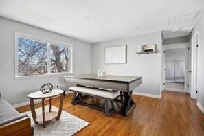 Interior - Stylish Quiet Adobe - Elbert (Thornton)