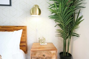 3 Schlafzimmer, Schreibtisch, Bügeleisen/Bügelbrett, WLAN