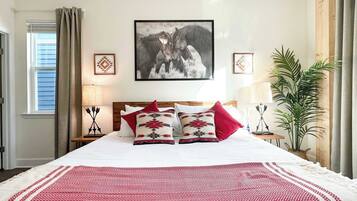 3 عدّة غرف نوم ومكتب ومكواة/لوح كي وسرير سفر