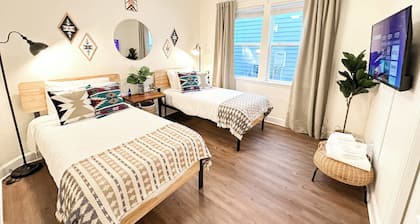 The Prairie Suite. Newly Built, Upscale, Central