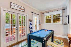 Spielezimmer