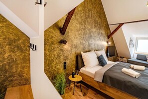 Habitació doble Deluxe (Number 7) | Minibar, caixa forta a l'habitació i cortines opaques 