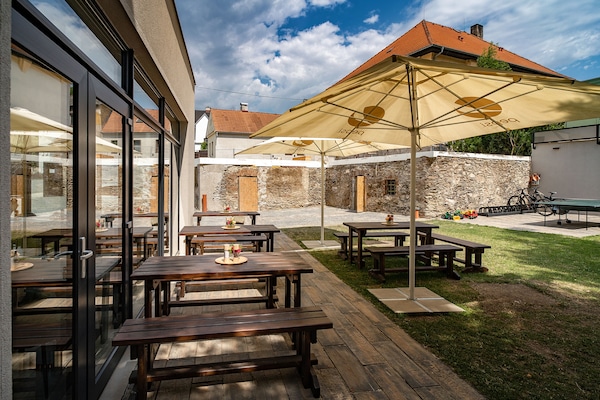 Lunch and dinner served