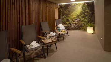 Sauna, hot tub, massages