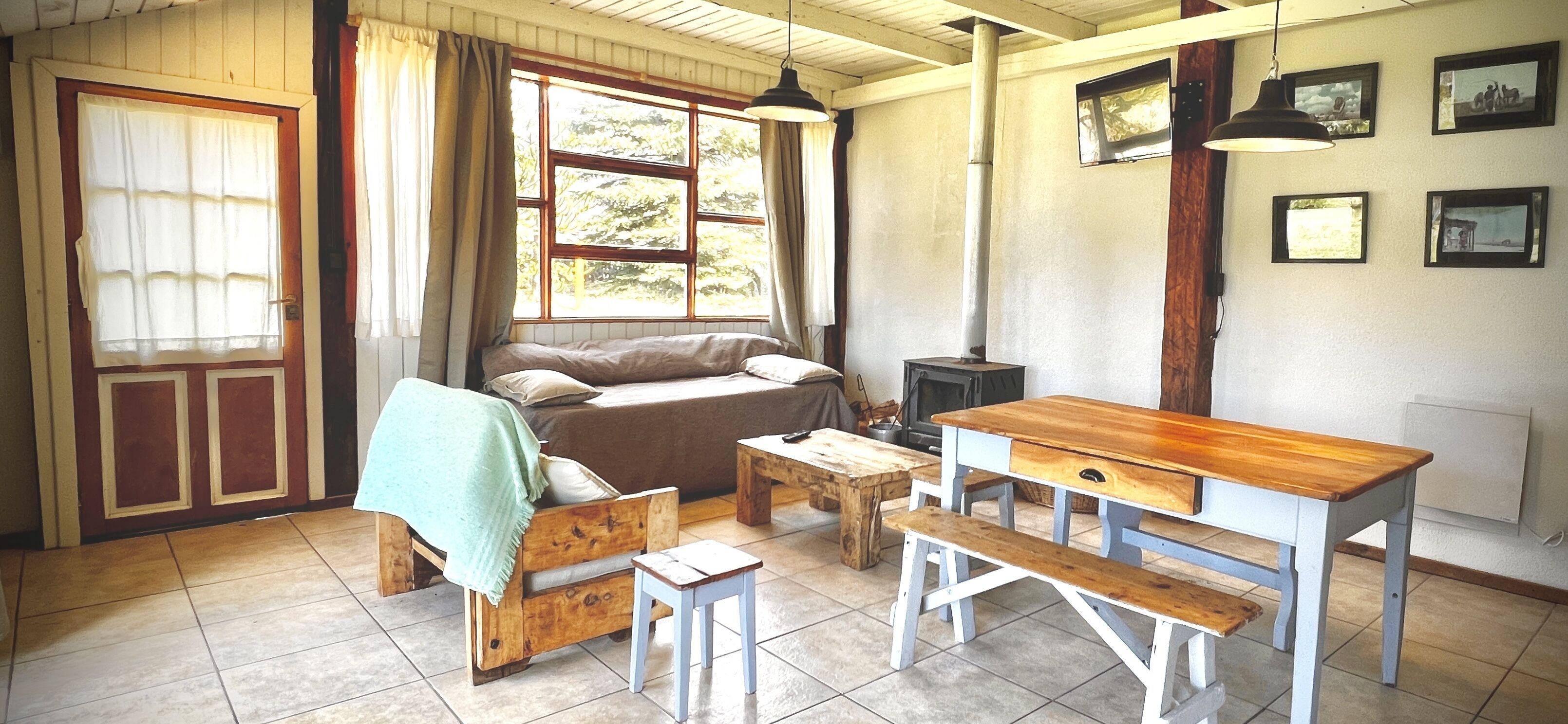 Panoramic Cabin, 1 Bedroom, Lake View, Lakeside (H58) | Living area | 43-inch Smart TV with satellite channels, fireplace, Netflix