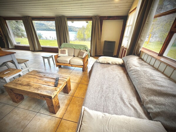 Panoramic Cabin, 1 Bedroom, Lake View, Lakeside (H58) | Living area