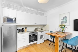Fridge, microwave, oven, coffee/tea maker
