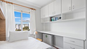 2 soverom, strykejern/-brett, wi-fi (inkludert) og sengetøy
