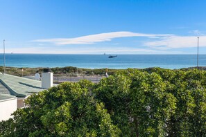 Beach/ocean view - Big Bay Beach Club 37 (Cape Town)