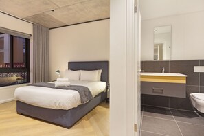 1 bedroom, free WiFi, bed sheets