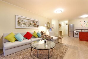 Smart TV - Capri 101 - Two Bedroom Apartment, Sleeps 4 (Cape Town)