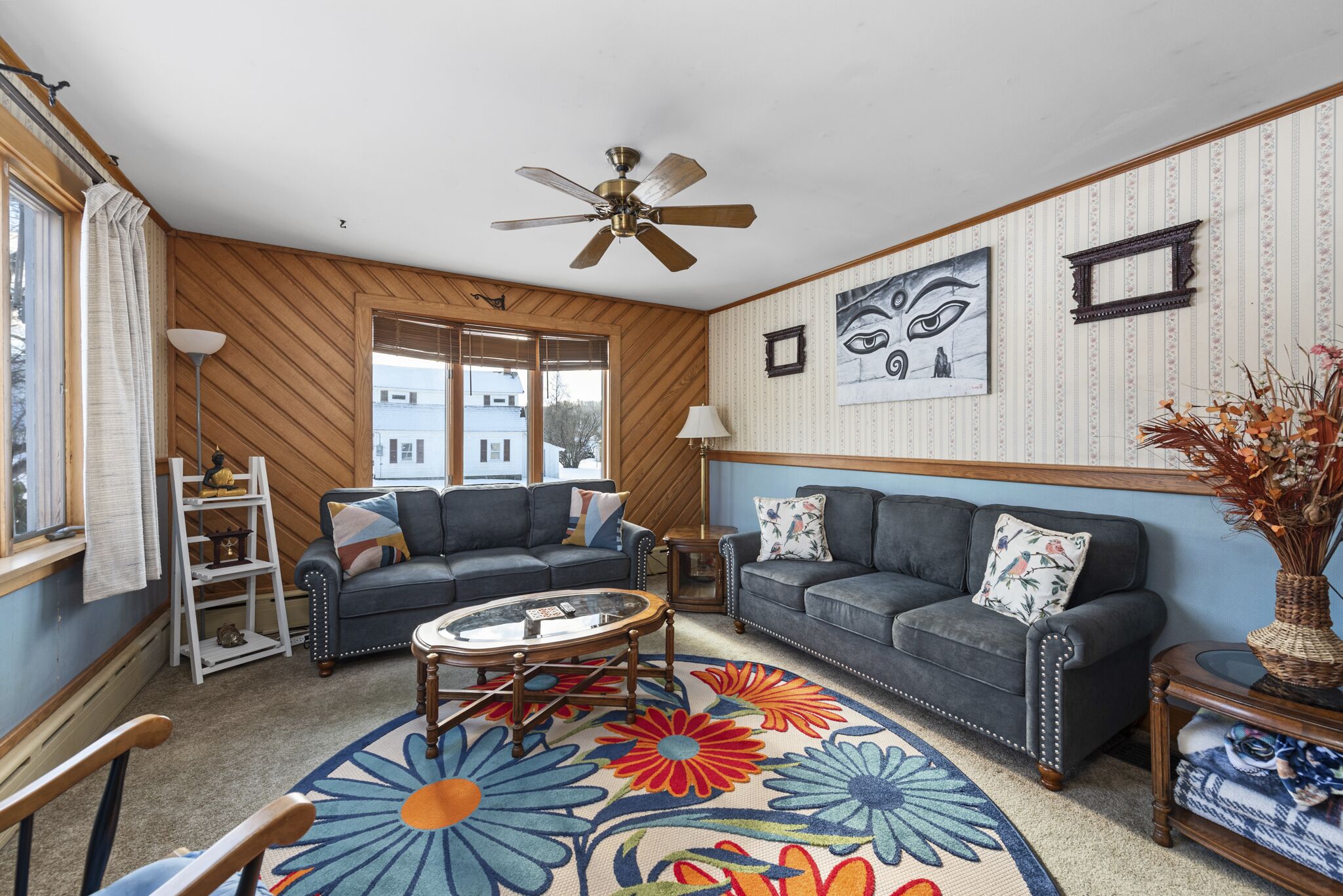 White Mountain Escape-All Season Family and Kids Friendly Vacation House