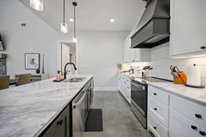 Fridge, microwave, oven, stovetop - Sunrise + Serenity | Huge Deck w/Slide • Near Town (Broken Bow)