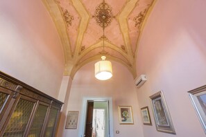 Interior - Dongiovanni Suite 2 (Lecce)