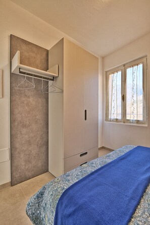 Free WiFi, bed sheets - Appartamento Orizzonte by Theater Home - with marvellous lake view (Tignale)