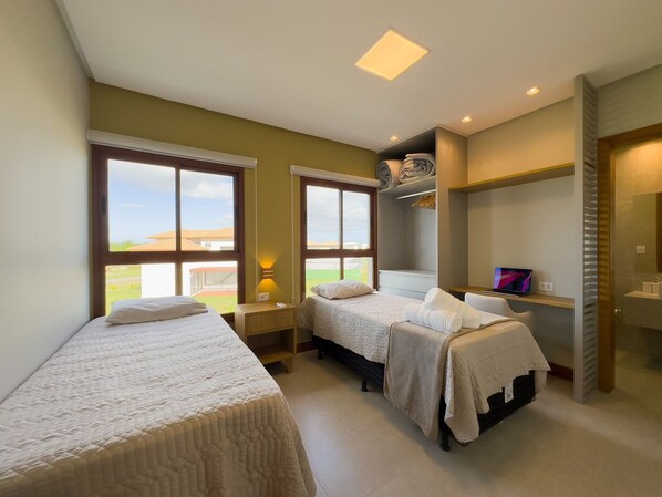 Villa | 5 bedrooms, in-room safe, individually decorated, desk