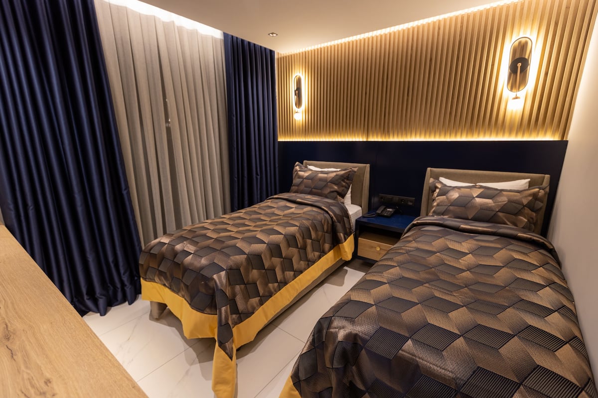 Standard Twin Room