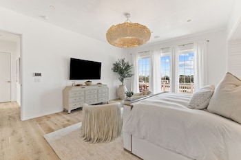 Room (E-Row House 14) | Blackout drapes, soundproofing, iron/ironing board, free WiFi at Kaiya Beach Resort