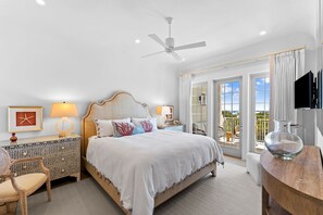 Club Room (B-Club Residence 302) | Blackout curtains, soundproofing, iron/ironing board, free WiFi - Kaiya Beach Resort (Panama City Beach)