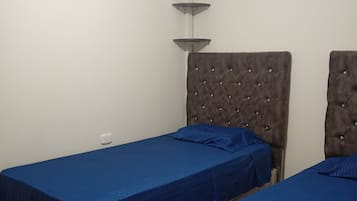 Comfort Twin kamer | Hypoallergeen beddengoed, een minibar, individueel gemeubileerd