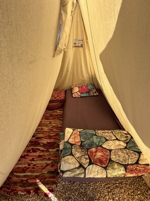 Tente Confort | 1 chambre, matelas Select Comfort, Wi-Fi gratuit