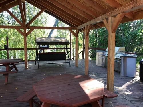 Kenai River Suites 2 bedroom 1 bathroom on the River